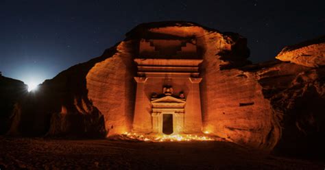  A Sepultura de Nebamun, Uma História Talhada em Pedra e Engalanada com Cores Vibrantes!